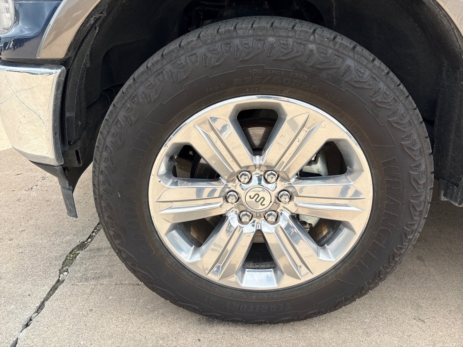 Used 2019 Ford F150 King Ranch w/ Equipment Group 601A Luxury AWD/4WD image 12