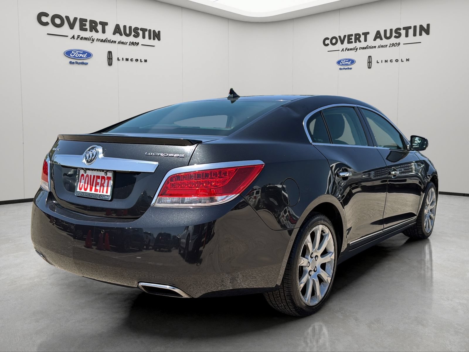 Used 2012 Buick LaCrosse Touring FWD image 5