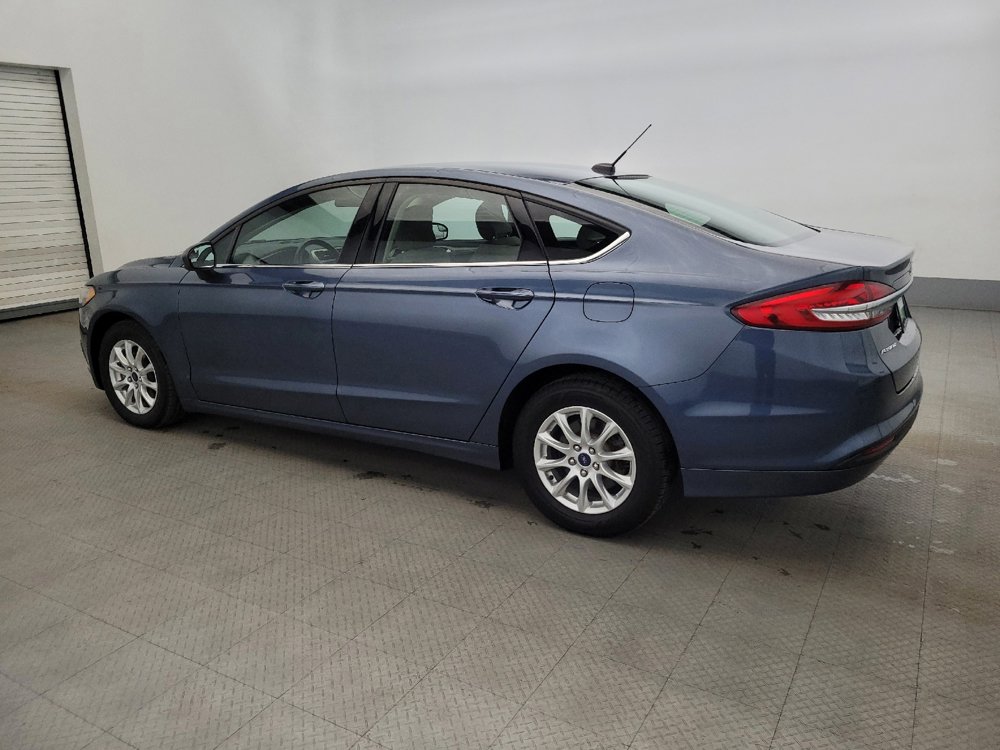 Used 2018 Ford Fusion S image 3