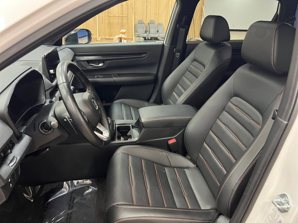 Certified 2025 Honda CR-V Sport-L image 30
