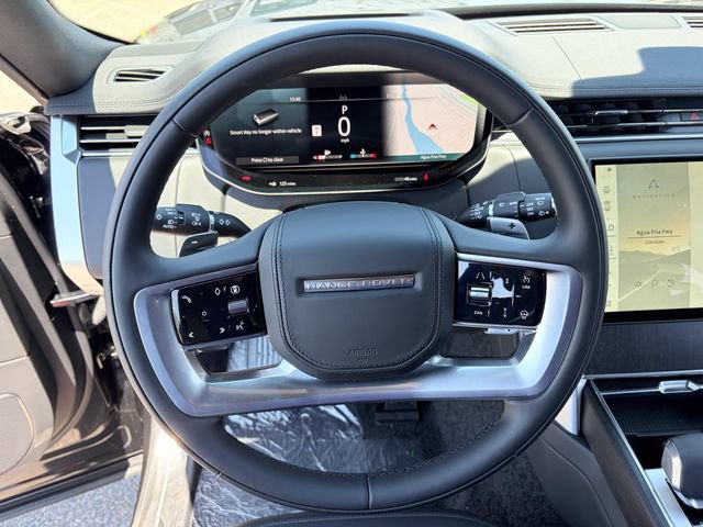 New 2026 Land Rover Range Rover Long Wheelbase SE AWD/4WD image 7