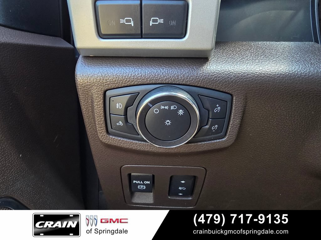Used 2018 Ford F150 King Ranch w/ Equipment Group 601A Luxury AWD/4WD image 12