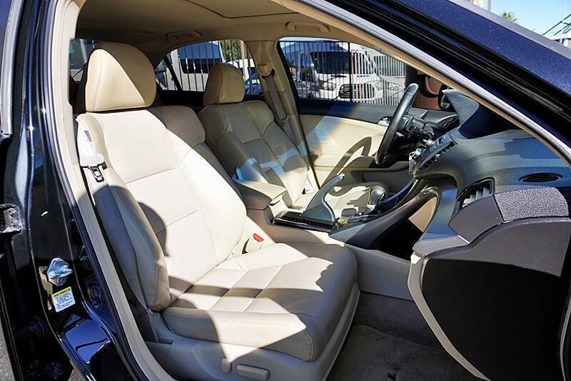 Used 2013 Acura TSX Sedan image 13