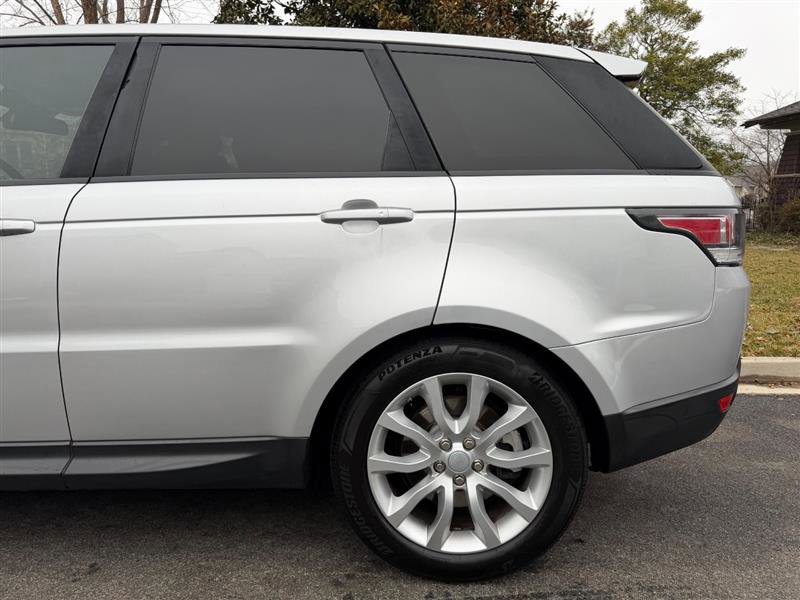 Used 2016 Land Rover Range Rover Sport HSE AWD/4WD image 12