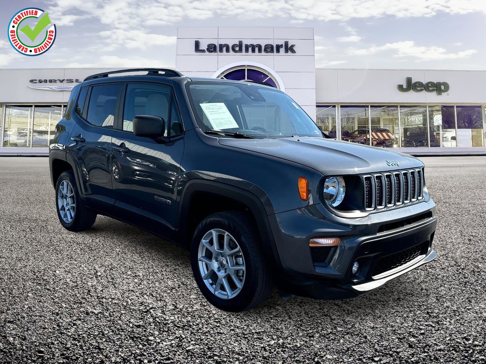 Used 2022 Jeep Renegade Latitude AWD/4WD image 1