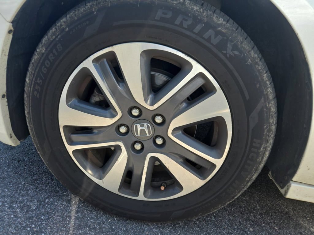 Used 2015 Honda Odyssey Touring Elite image 12