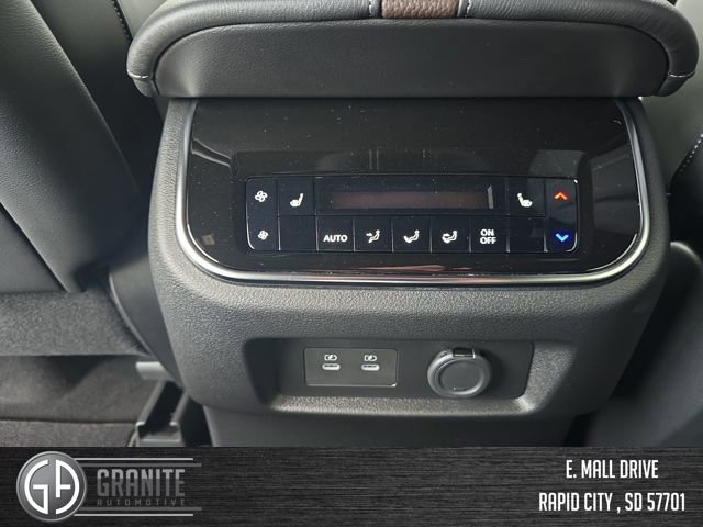 New 2026 Nissan Armada Platinum Reserve image 32