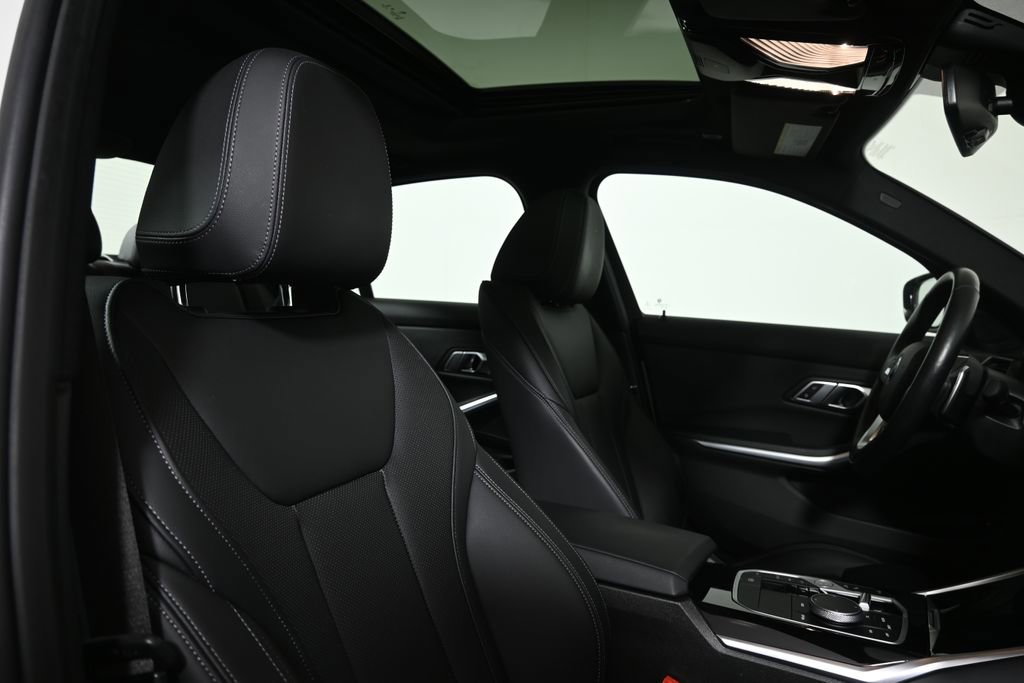 Certified 2023 BMW 330e xDrive w/ Premium Package image 33