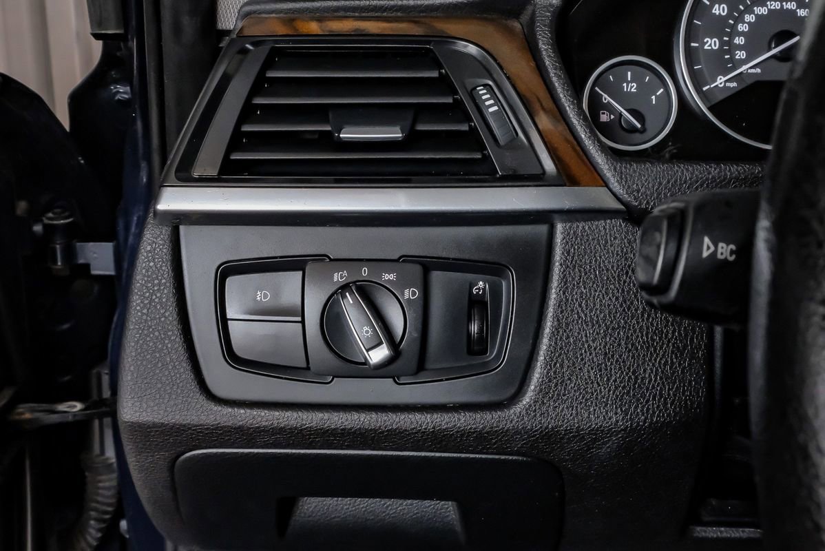 Used 2015 BMW 328i xDrive Sedan image 25