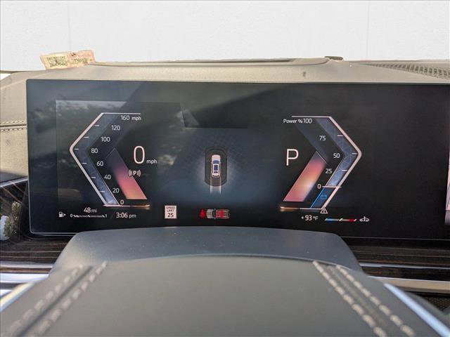 Used 2026 BMW X7 xDrive40i w/ Premium Package image 11