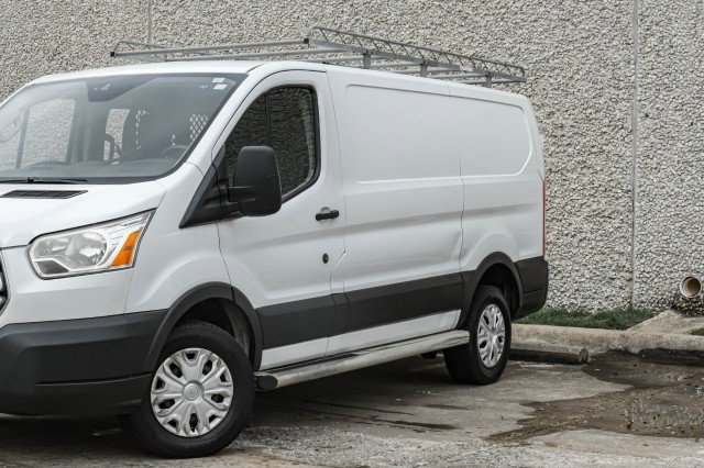 Used 2017 Ford Transit 250 130 Low Roof w/ Exterior Upgrade Package image 6