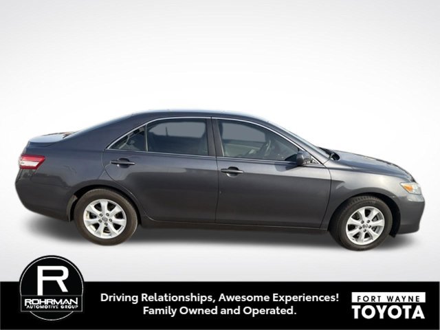 Used 2011 Toyota Camry LE w/ LE Extra-Value Pkg FWD image 5