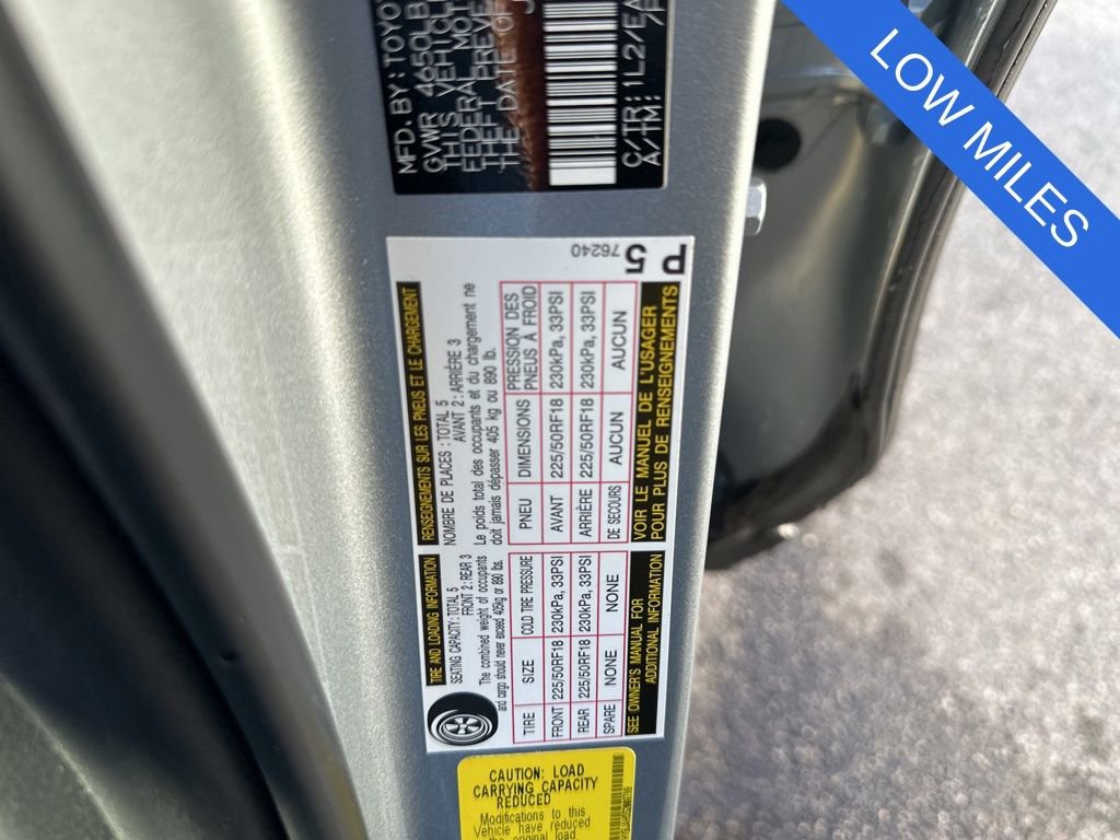 Used 2025 Lexus UX 300h FWD image 13