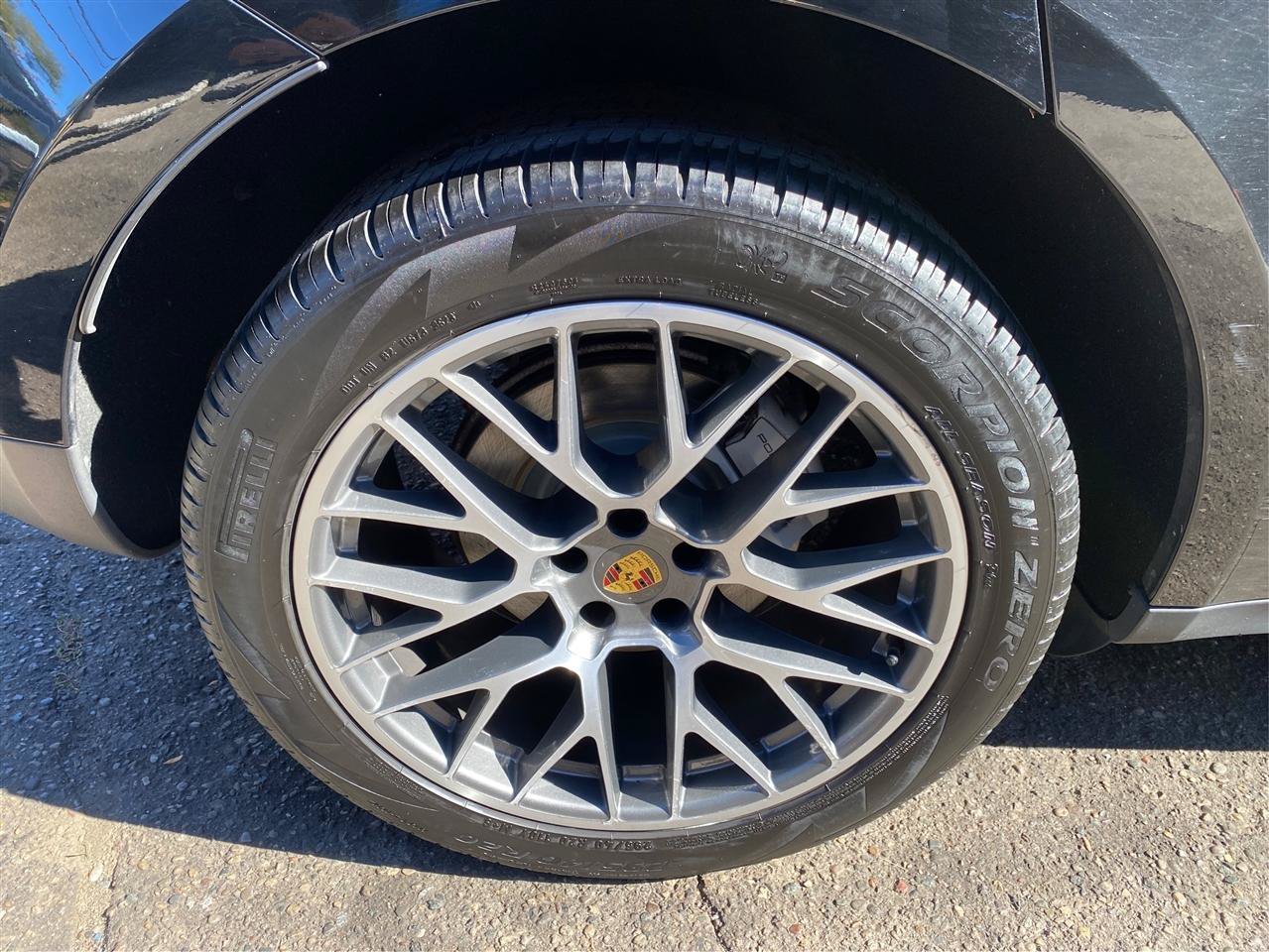 Used 2018 Porsche Macan S AWD/4WD image 17