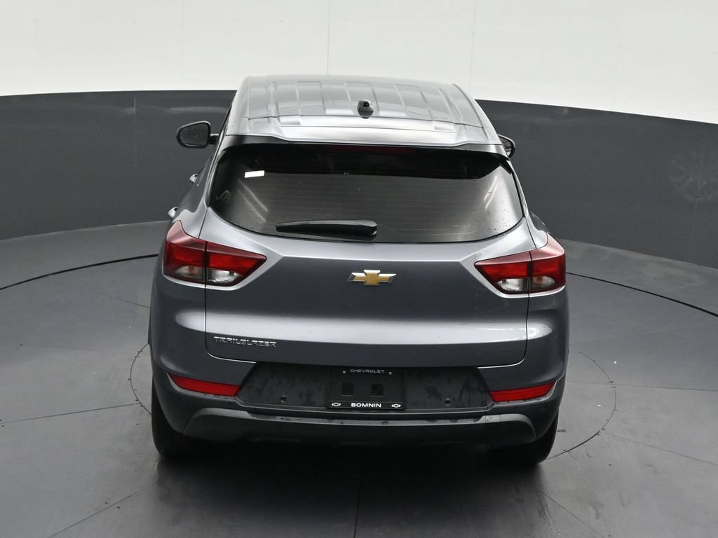 Used 2021 Chevrolet TrailBlazer LS FWD image 18