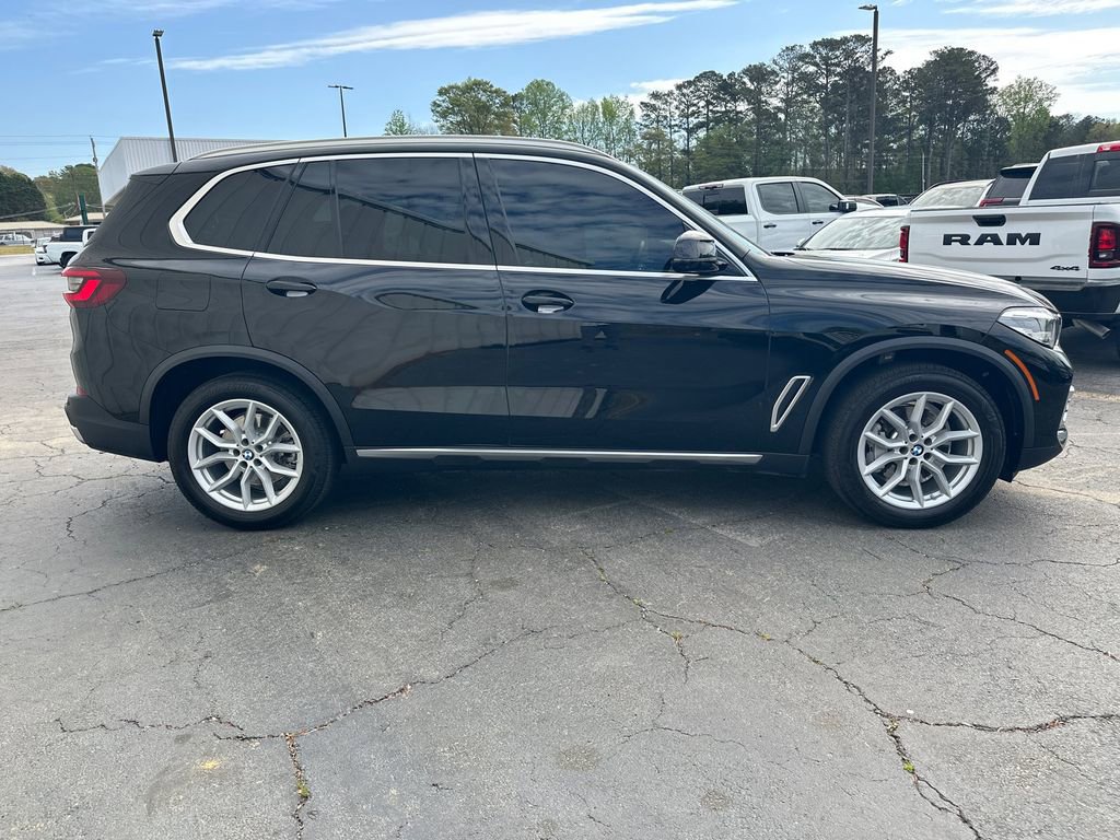 Used 2023 BMW X5 xDrive40i w/ Premium Package image 5