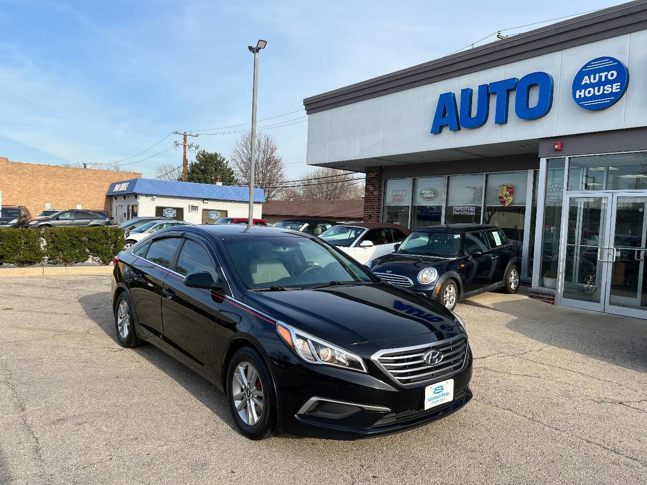 Used 2017 Hyundai Sonata ECO image 3