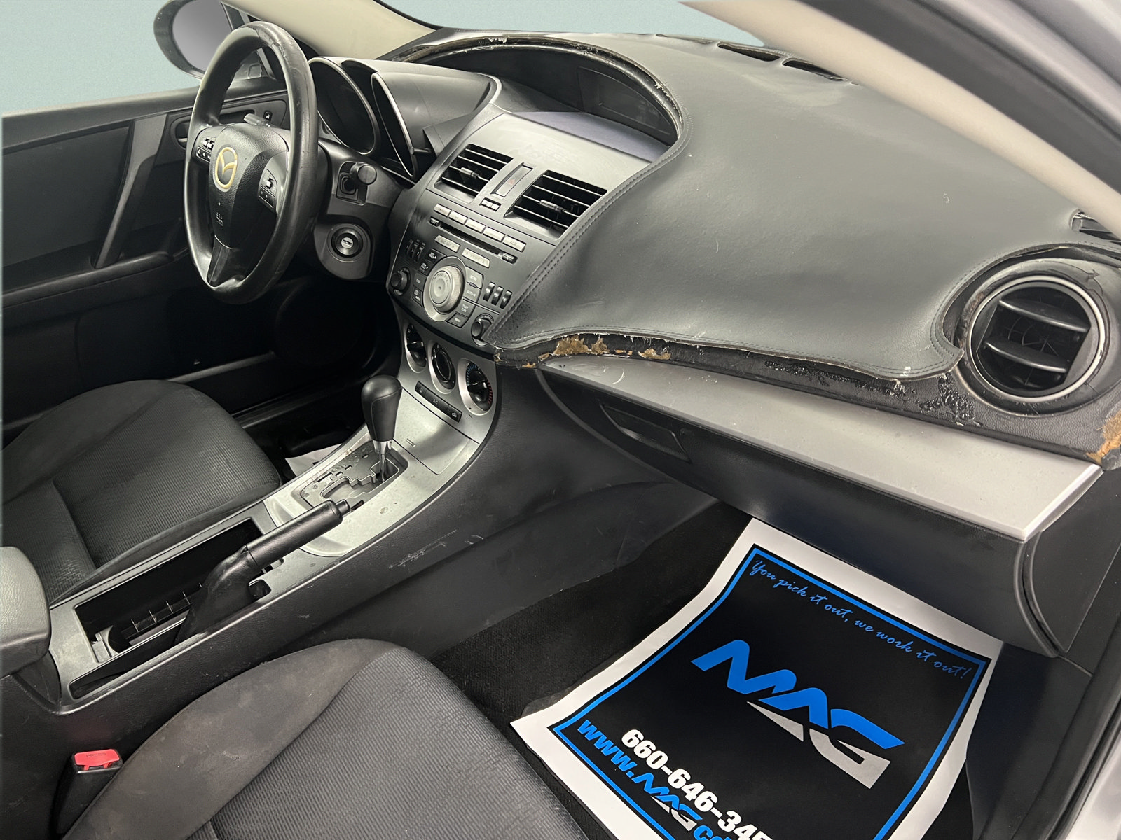 Used 2010 MAZDA MAZDA3 i Touring FWD image 35