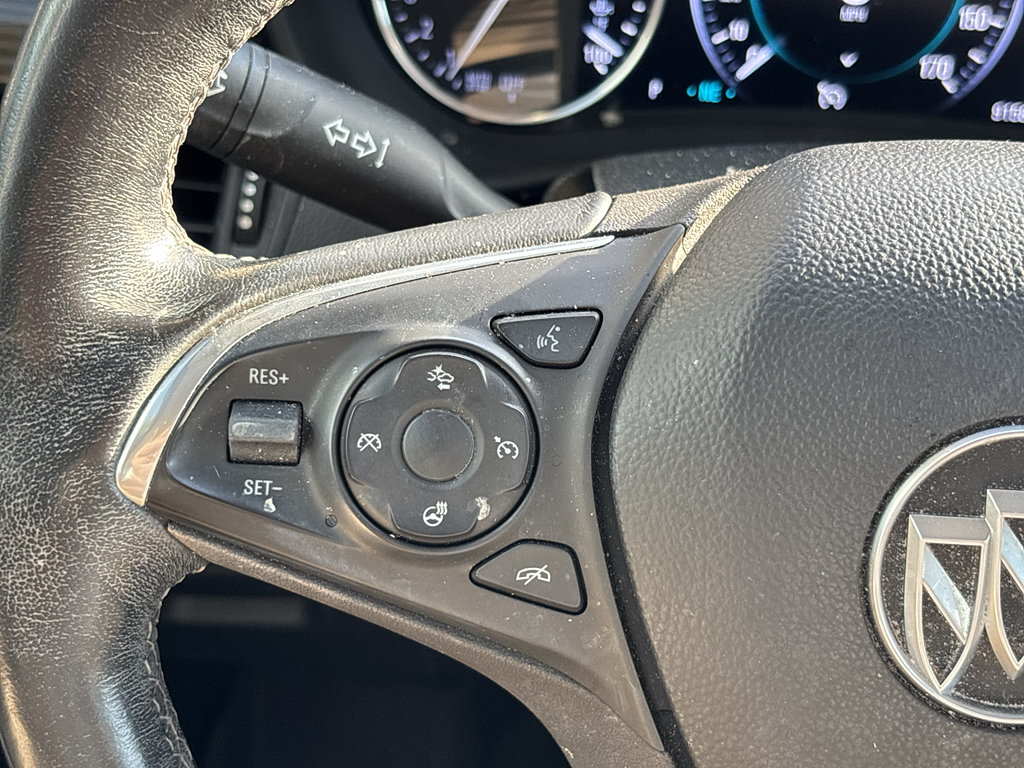 Used 2020 Buick Envision Premium AWD/4WD image 19