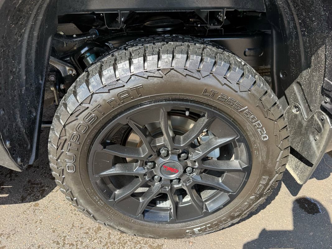 Used 2024 Toyota Tundra Limited w/ TRD Off-Road Package AWD/4WD image 10
