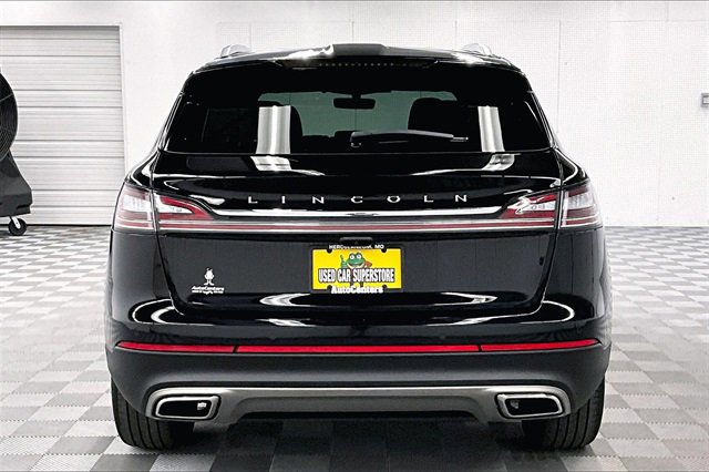 Used 2023 Lincoln Nautilus Reserve w/ Equipment Group 201A image 4