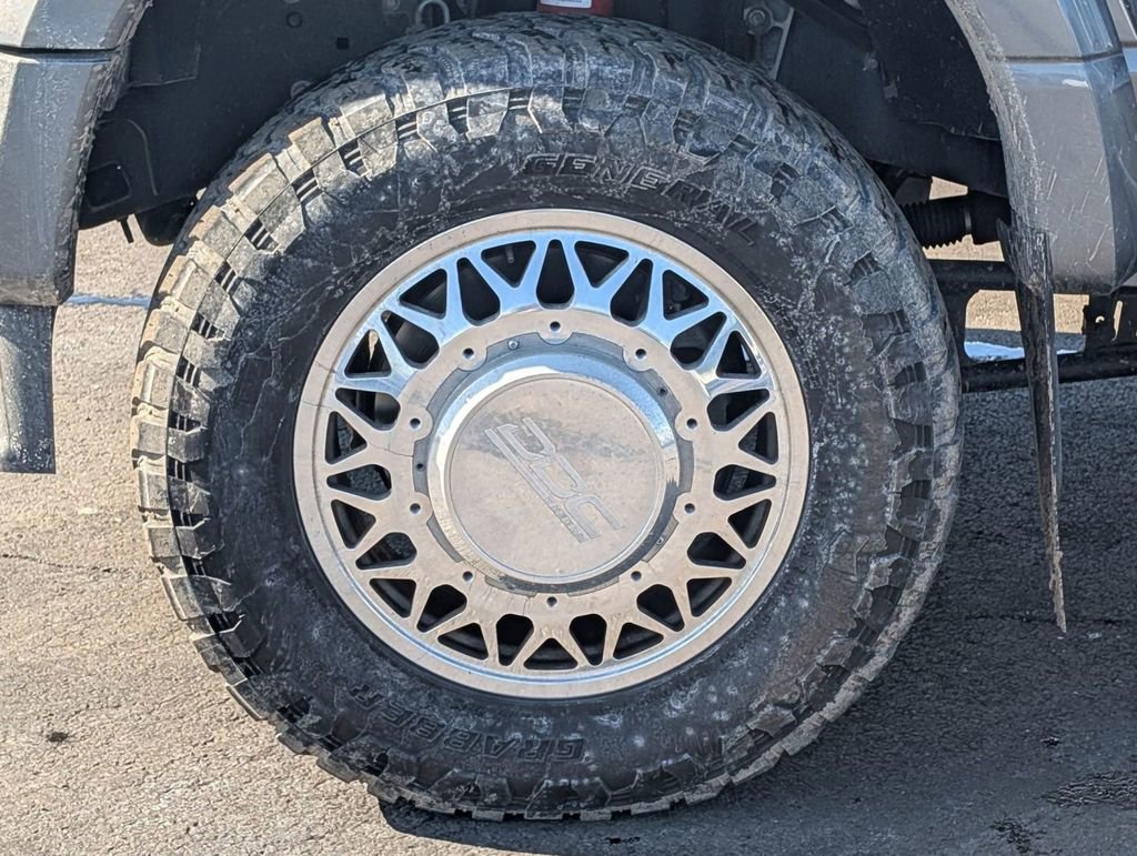 Used 2023 Ford F450 Lariat image 13