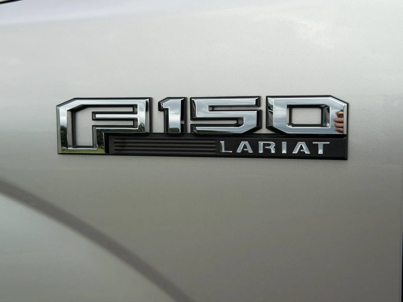 Used 2016 Ford F150 Lariat w/ Equipment Group 501A Mid AWD/4WD image 20