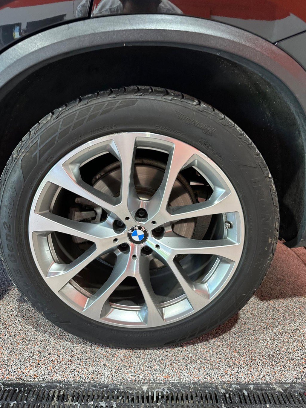 Used 2020 BMW X5 xDrive50i w/ Premium Package AWD/4WD image 11