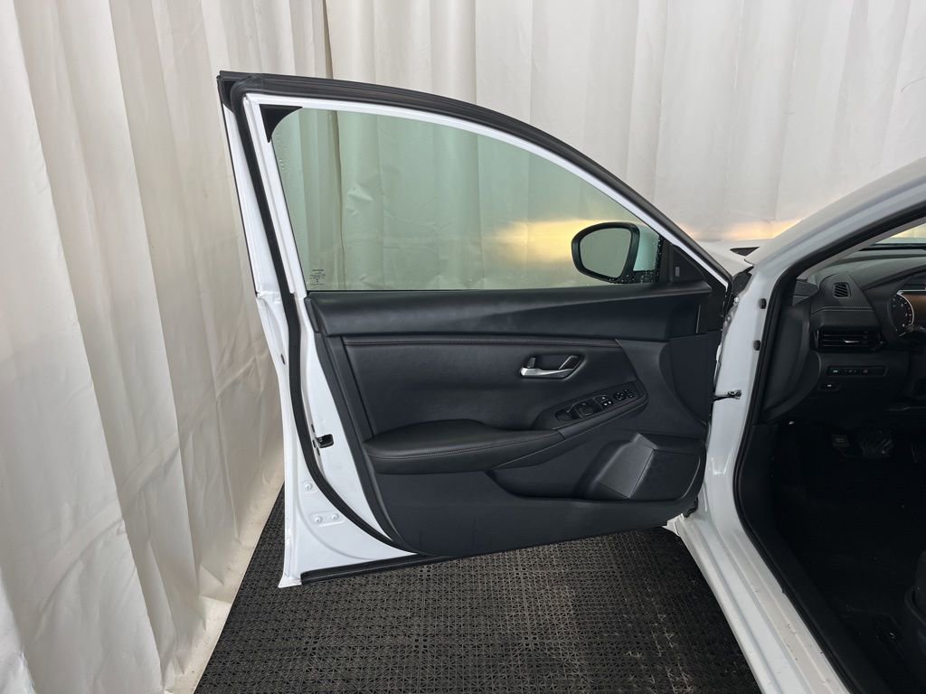 Used 2023 Nissan Sentra SV w/ All-Weather Package image 17