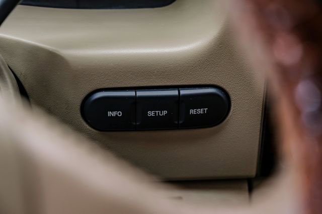 Used 2005 Ford F350 King Ranch AWD/4WD image 29