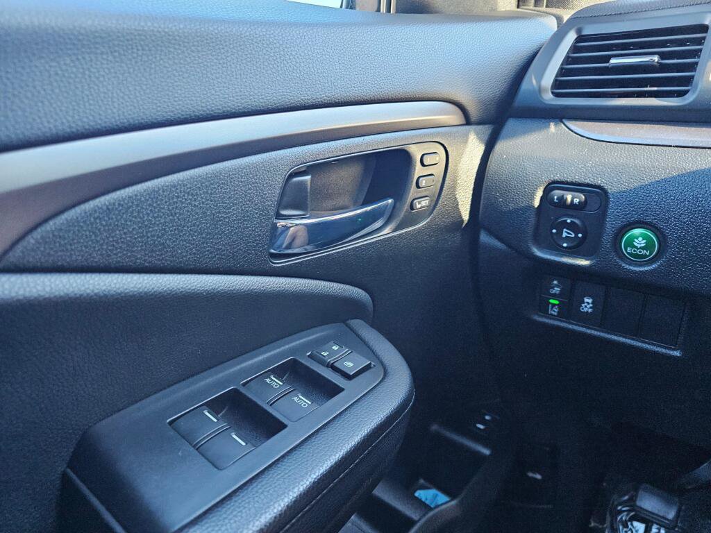 Used 2021 Honda Passport EX-L image 32