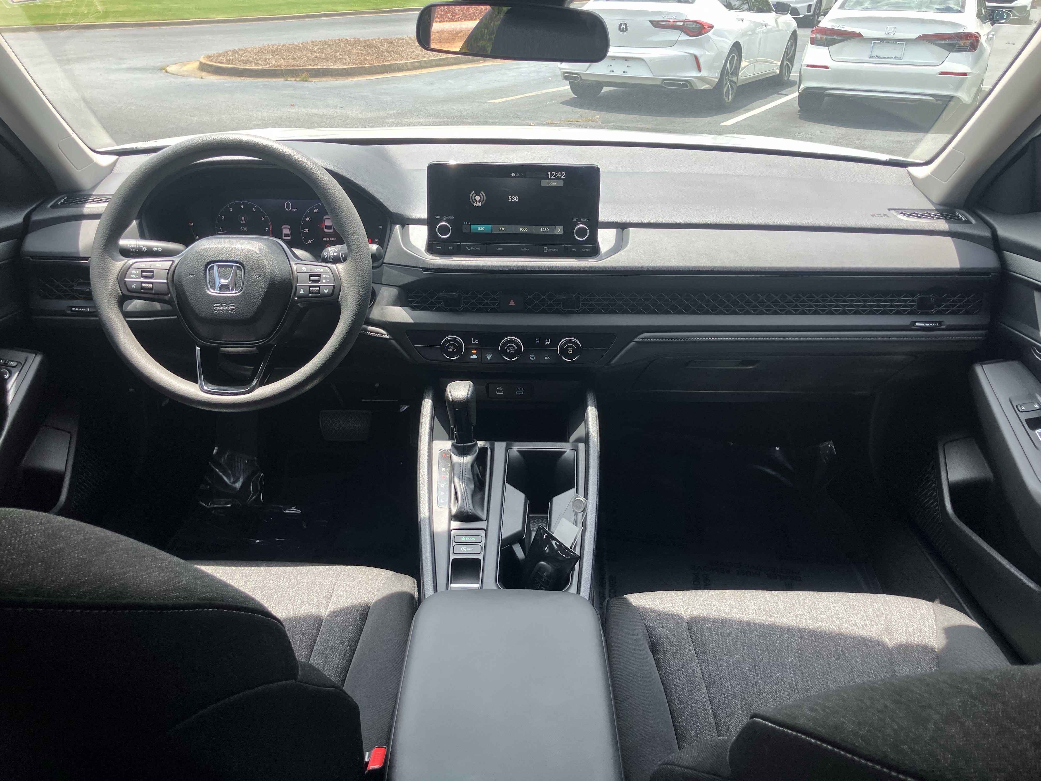 Used 2025 Honda Accord LX image 31