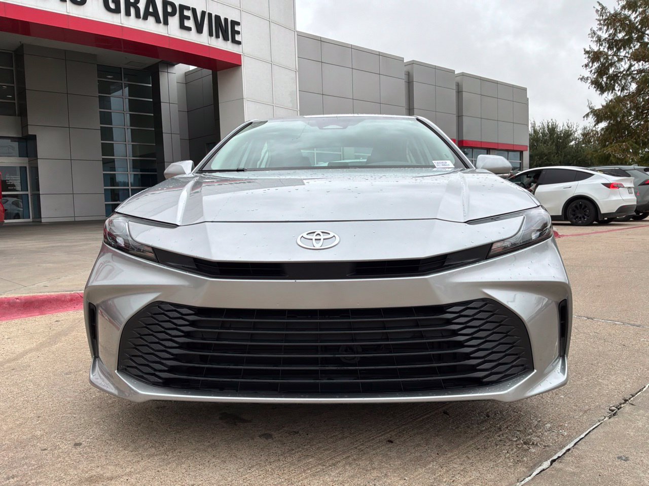 Used 2026 Toyota Camry LE FWD image 3