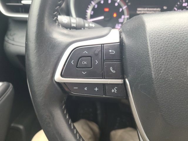 Used 2024 Toyota Highlander XLE image 21