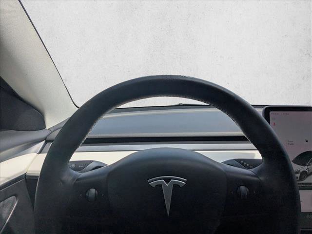 Used 2022 Tesla Model 3 Long Range image 11