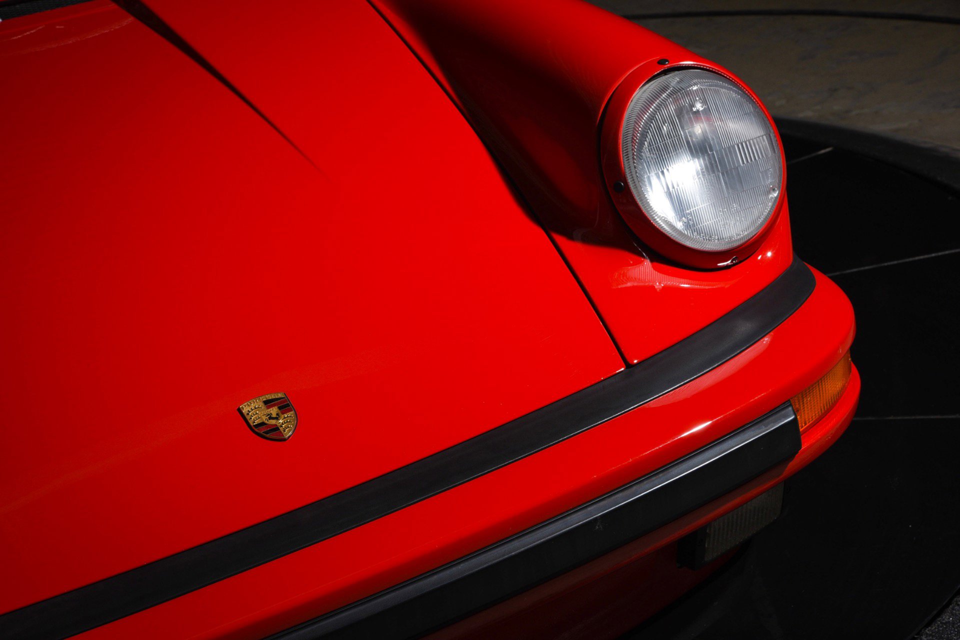 Used 1989 Porsche 911 Carrera RWD image 15