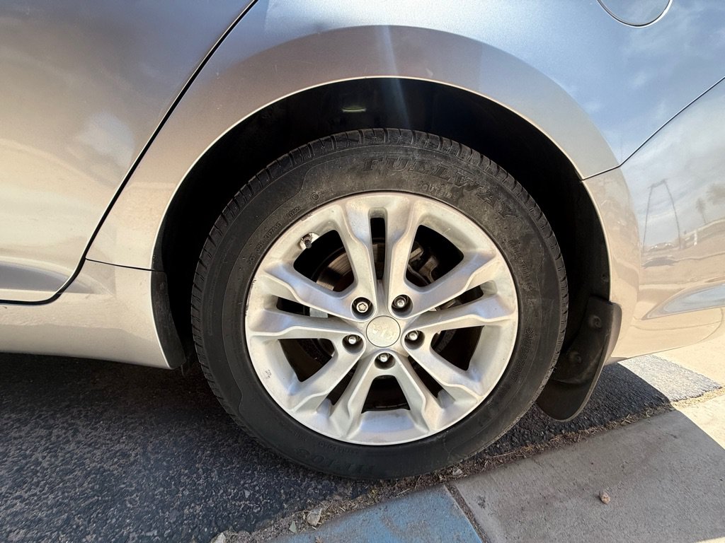 Used 2012 Kia Optima EX FWD image 4