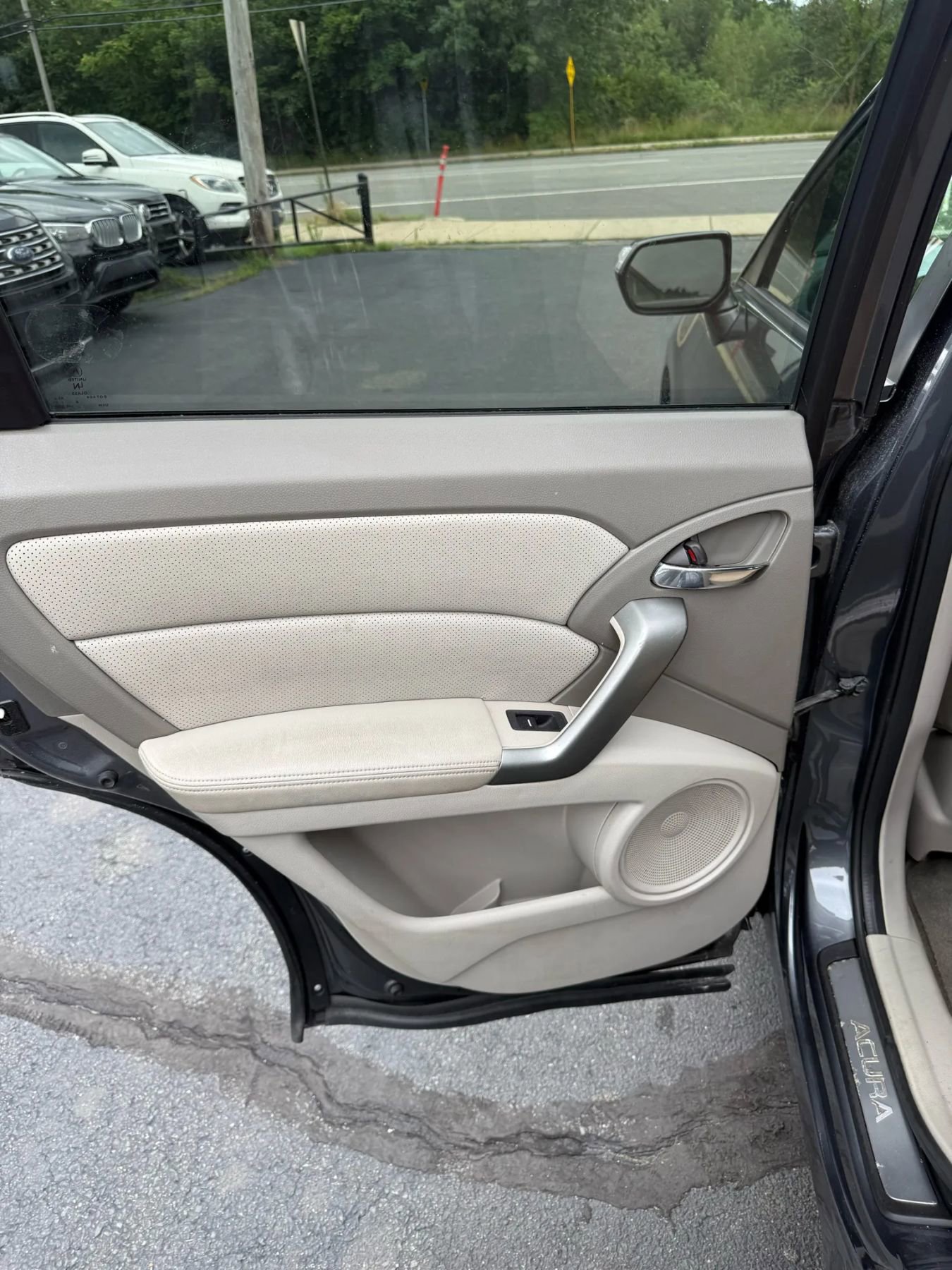 Used 2010 Acura RDX SH-AWD w/ Technology Package image 19