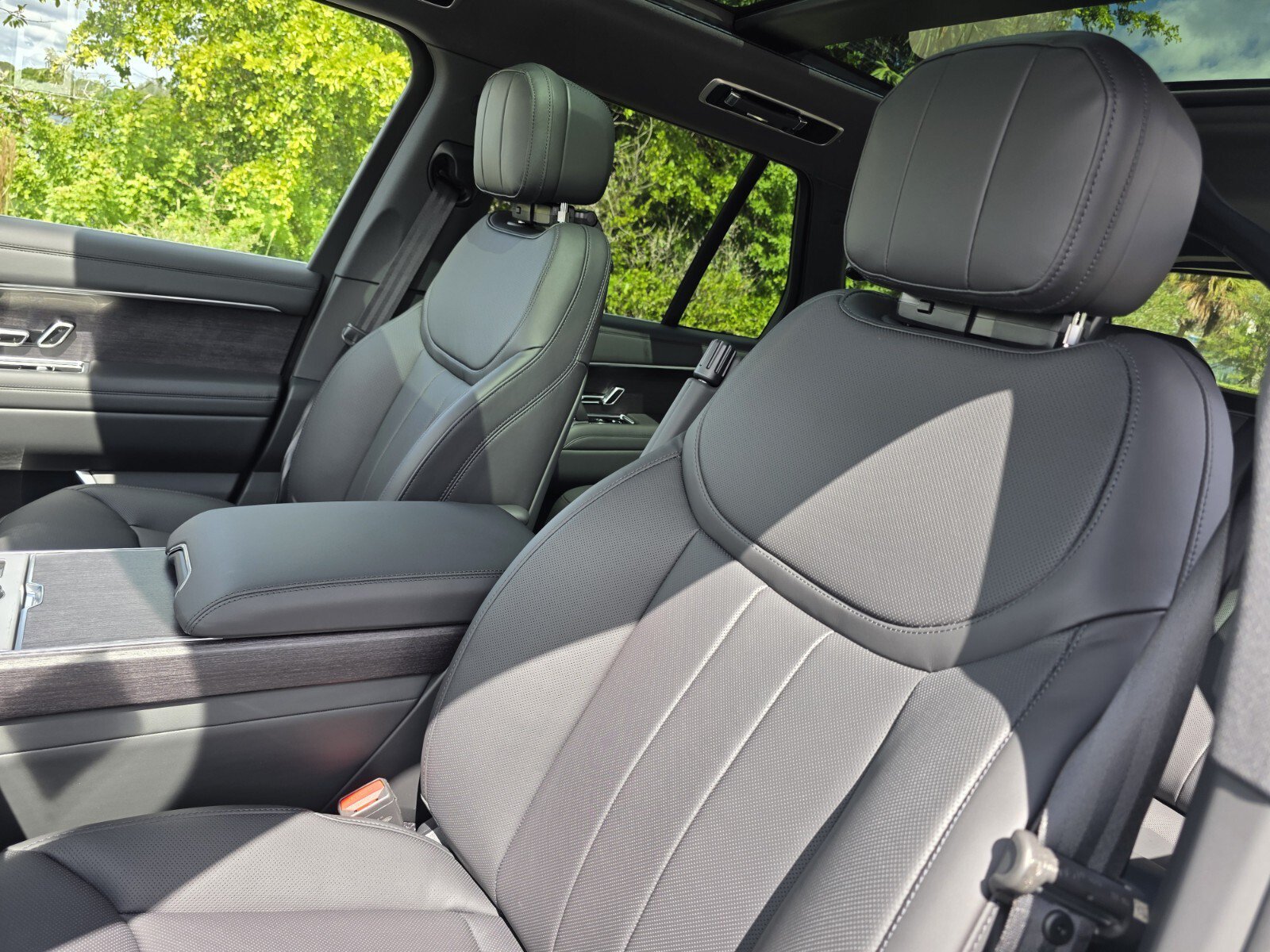 New 2027 Land Rover Range Rover SE AWD/4WD image 11