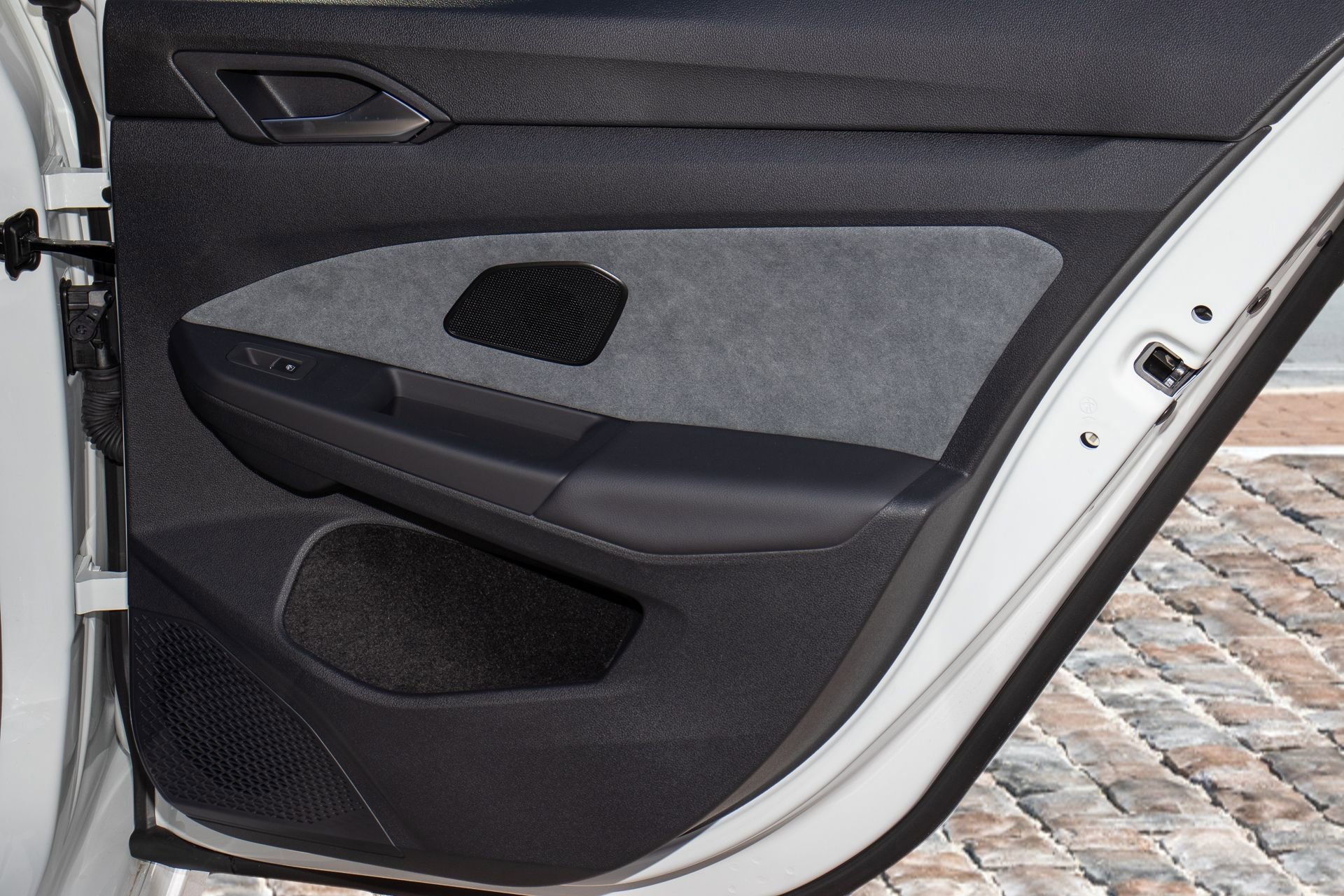 Used 2025 Volkswagen Golf w/ Euro Style Package image 17