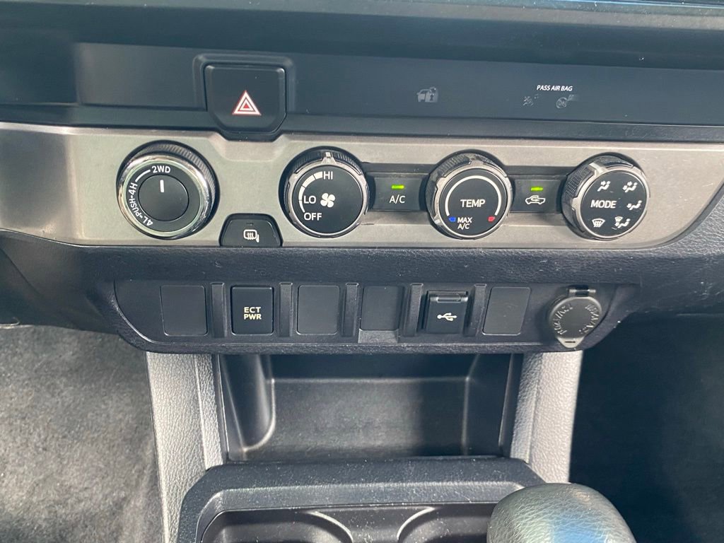 Used 2020 Toyota Tacoma SR image 22