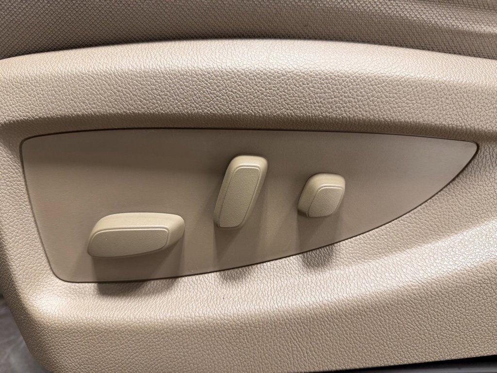 Used 2015 GMC Sierra 2500 SLE w/ SLE Preferred Package image 30