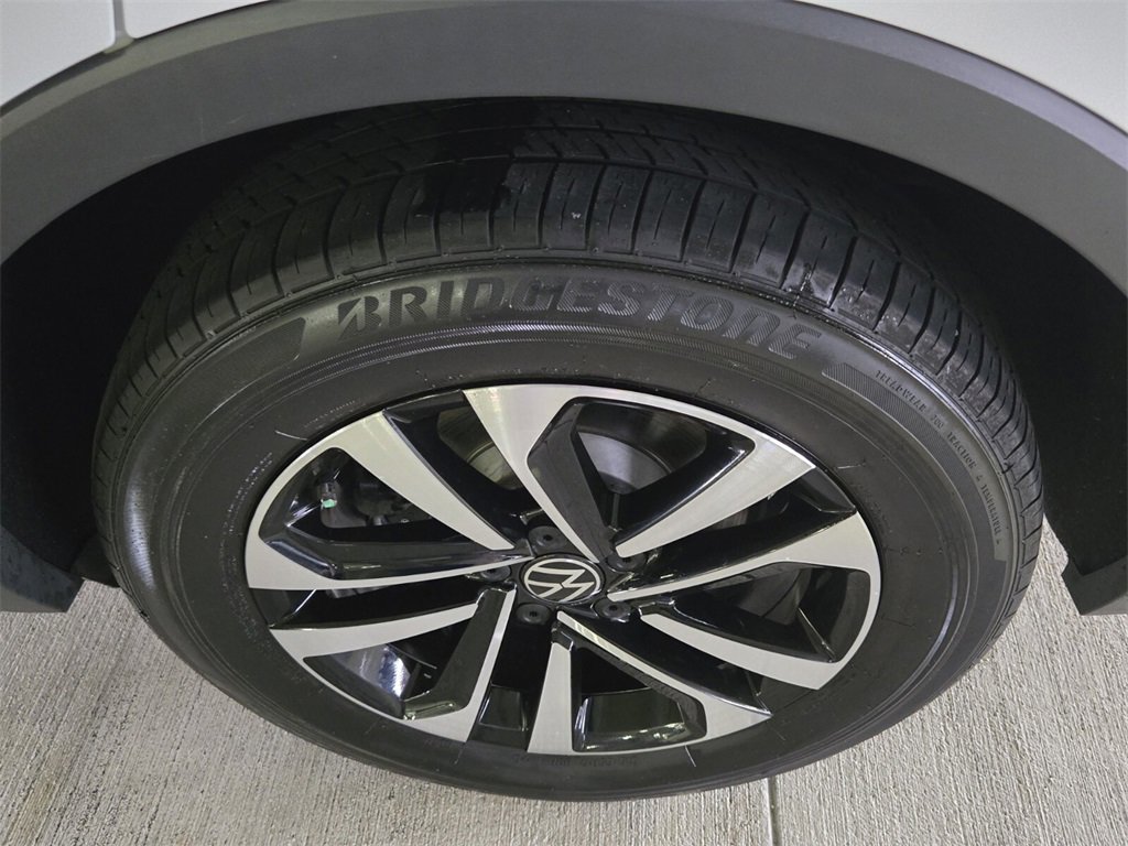 Certified 2023 Volkswagen Tiguan S image 10