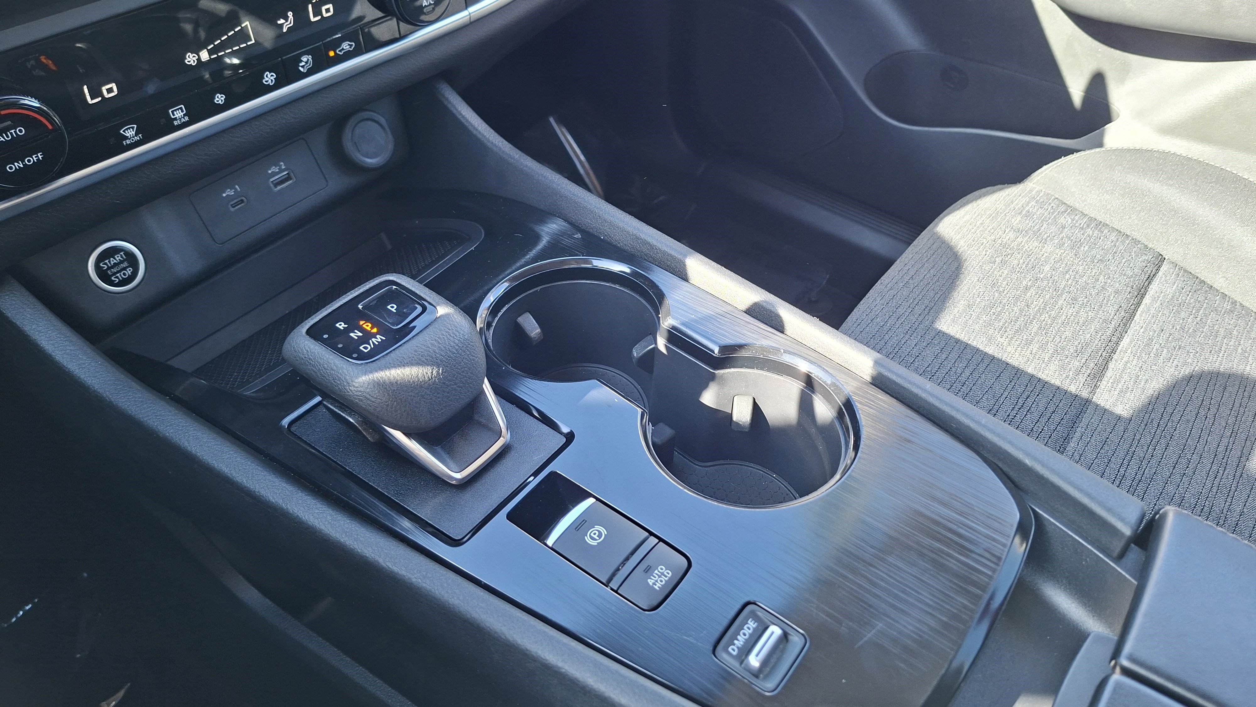 Certified 2023 Nissan Rogue SV image 15