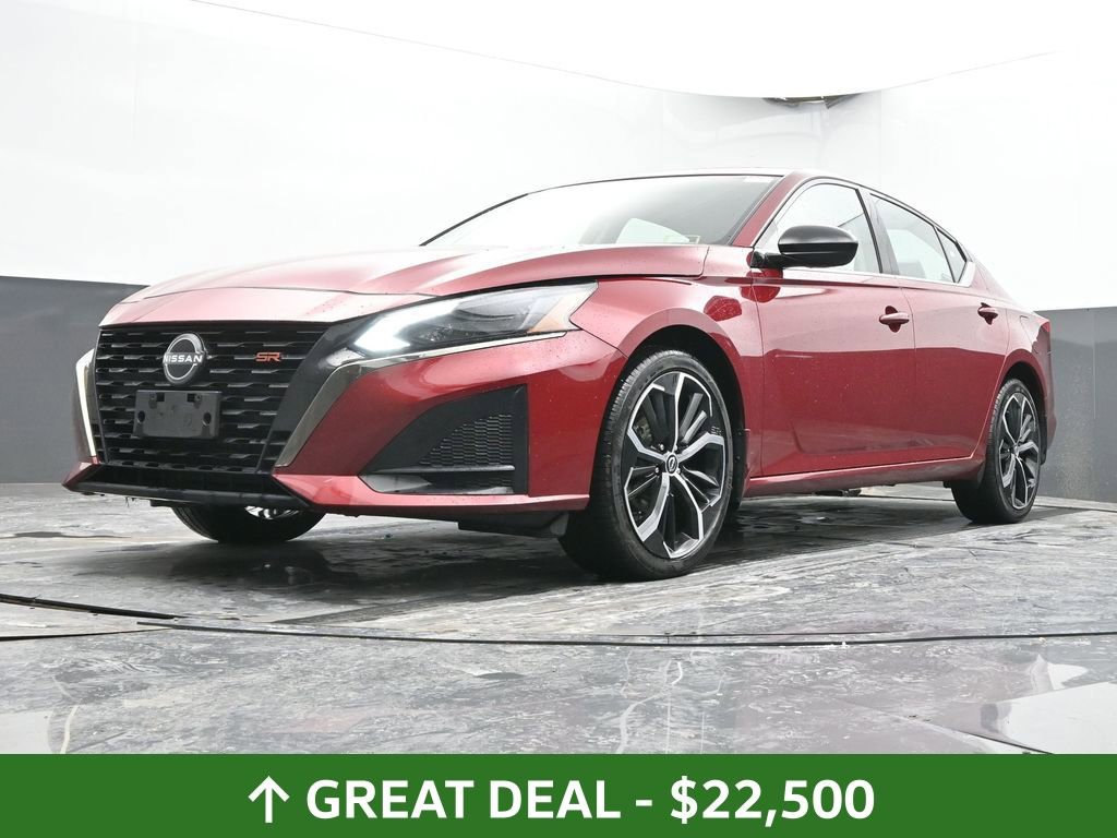 Used 2024 Nissan Altima 2.5 SR w/ SR Premium Package image 52