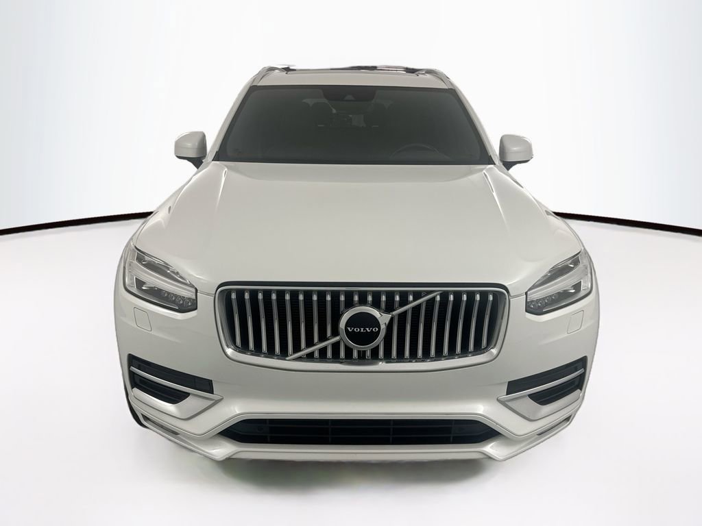 Used 2021 Volvo XC90 T6 Inscription w/ Protection Package Premier image 2