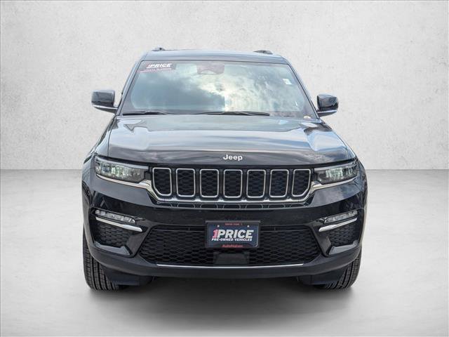 Used 2025 Jeep Grand Cherokee Limited w/ MOPAR Finishing Package AWD/4WD image 2