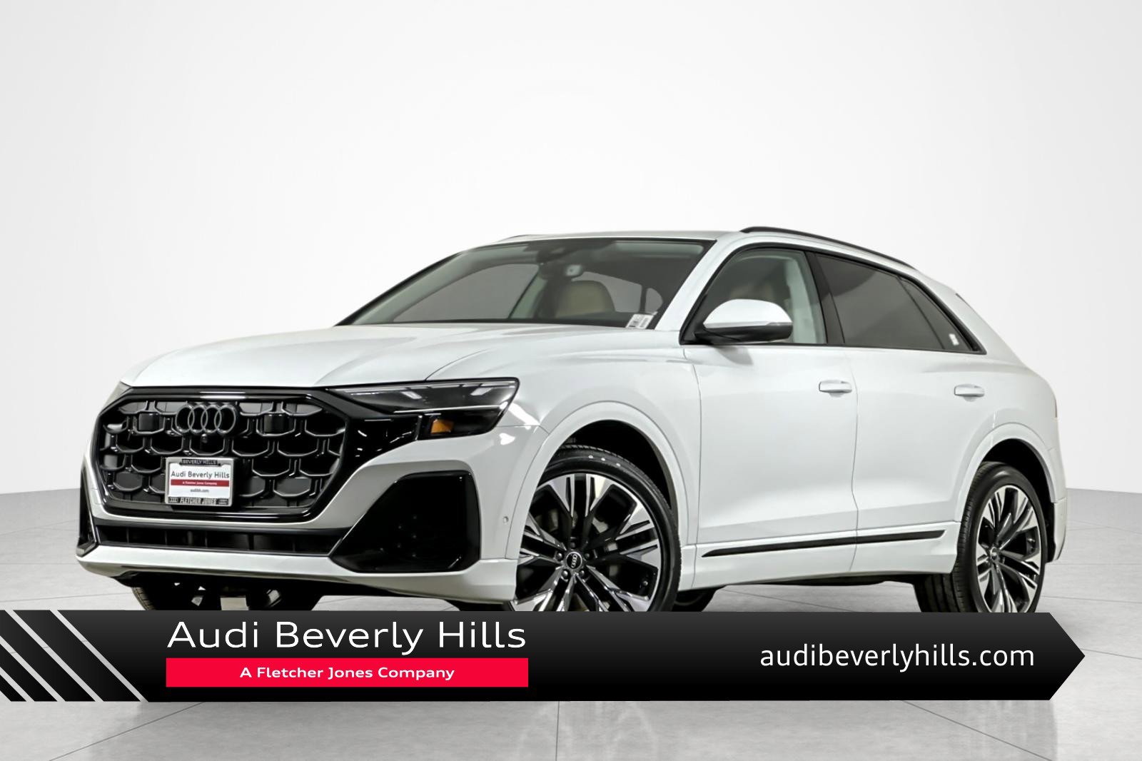 Used 2025 Audi Q8 Premium Plus w/ Premium Plus Package image 1