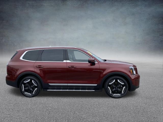 Used 2023 Kia Telluride EX image 28