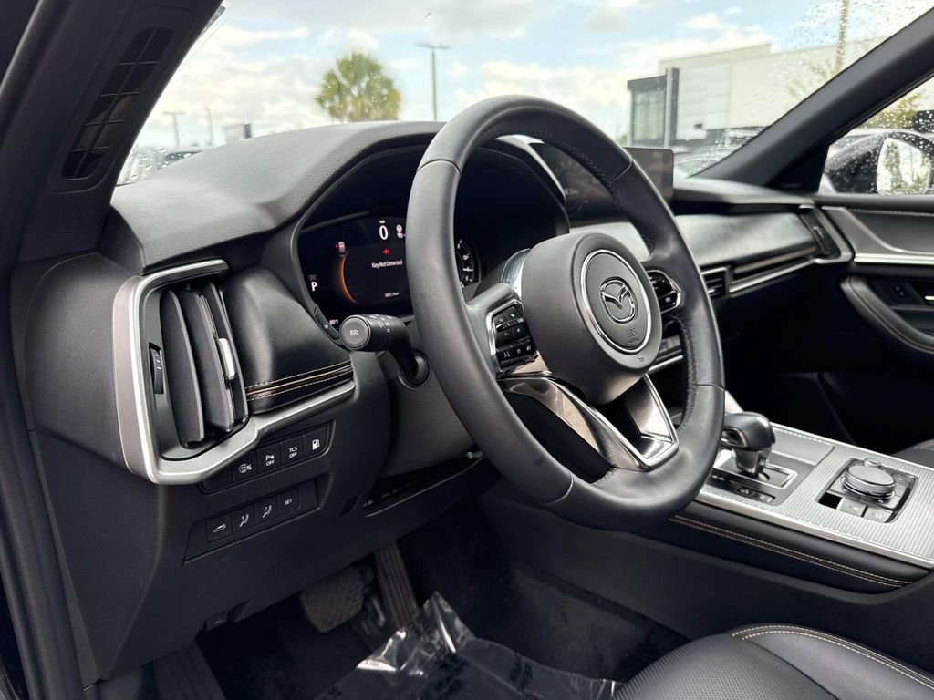 Used 2025 MAZDA CX-70 Plug-In Hybrid w/ Premium Plus AWD/4WD image 30